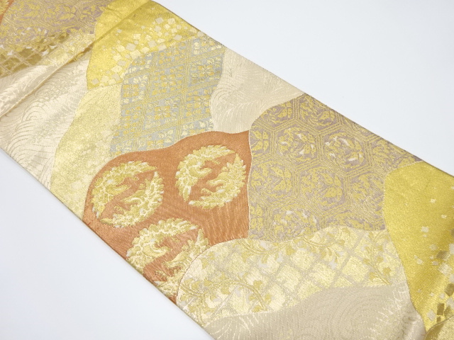 山並に向かい鳥・花模様織り出し袋帯